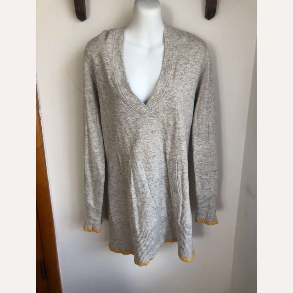 Anthropologie Heather gray & mustard hoodie